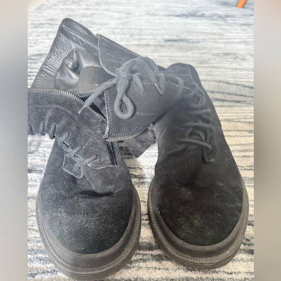 Men's Black Suede Boots by Ann Demeulemeester - Picture 11 of 15